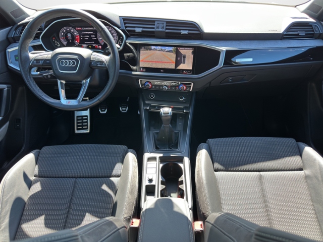 Audi - Q3 35+TFSI+S-LINE+EDITION+MATRIX+AHK+_4
