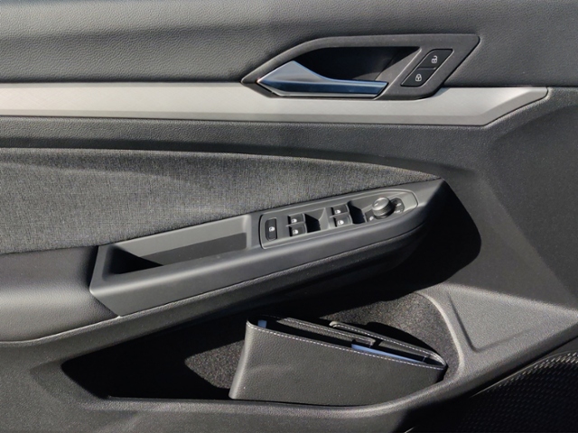 VW - Golf VIII 2.0+TDI+LIFE+DC+NAVI+ACC+LED+_8