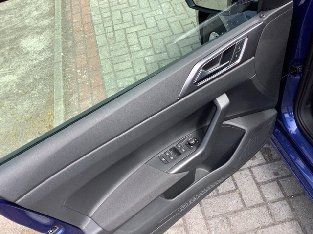 VW - Polo 1.0+TSI+STYLE+IQ.LIGHT+MATRIX-LED+_8