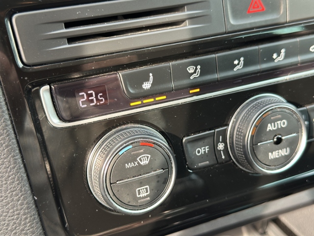 VW - Golf Sportsvan 1.2 TSI+SOUND+KLIMA+AHK+ACC+GRA+S_9