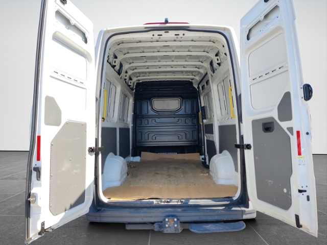VW - Crafter Kasten 35+MR+TDI+KASTEN+LED+KLIMA+AHK+_9