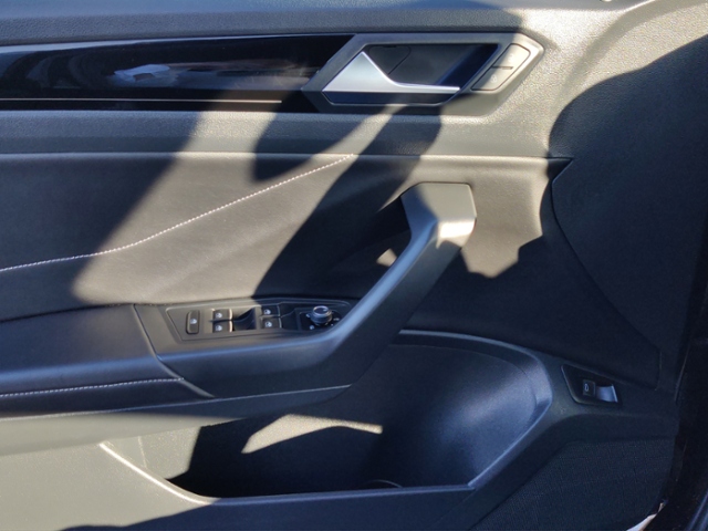 VW - T-Roc 1.5+R-LINE+MATRIX+KAMERA+EASY OPEN+_8