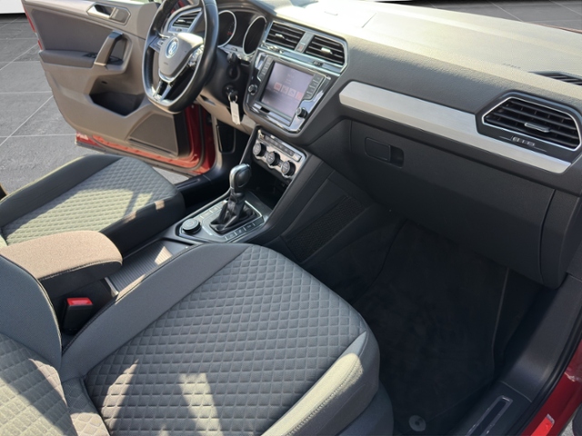 VW - Tiguan 2.0+DSG+4-MOTION+LED+KAMERA+NAVI+_11
