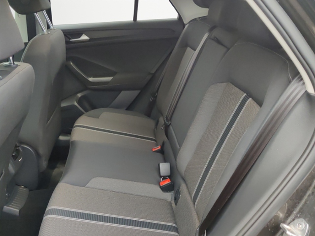 VW - T-Roc 1.0+STYLE+LED+AHK+NAVI+ACC+17-ZOLL+_3
