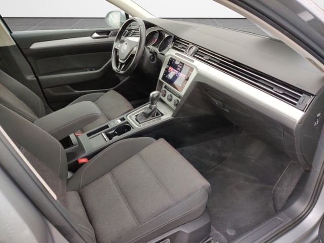 VW - Passat Variant 1.8+TSI+COMFORTL+LED+NAVI+AHK+_9 VW - Passat Variant 1.8+TSI+COMFORTL+LED+NAVI+AHK+_9