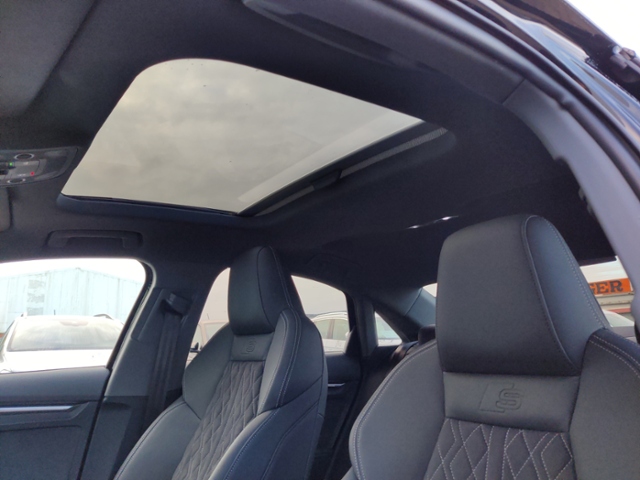 Audi - S3 +LIMOUSINE+QUATTRO+MATRIX+OPTIK SCHWARZ+_11 Audi - S3 +LIMOUSINE+QUATTRO+MATRIX+OPTIK SCHWARZ+_11