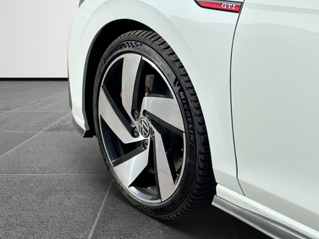 VW - Golf VIII +GTI+KAMERA+LED PLUS+DC+NAVI+_9