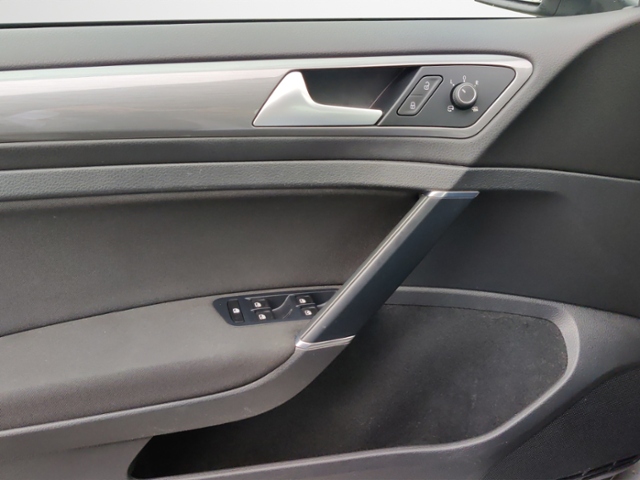 VW - Golf VII Variant 1.2+ALLSTAR+KLIMA+MFL+SHZ+ALU+_8