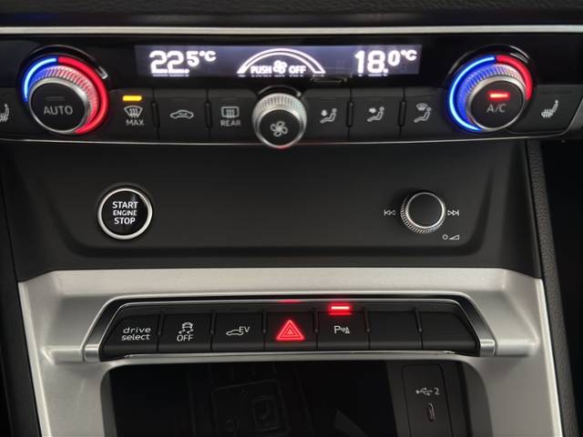 Audi - Q3 45+TFSI e+LED+MMI NAVI+KAMERA+_10