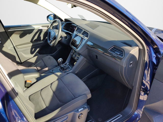 VW - Tiguan 2.0+TDI+DSG+HIGHLINE+HU+PANO+AHK+_9