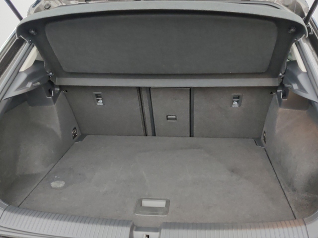 VW - T-Roc 1.0+STYLE+LED+AHK+NAVI+ACC+17-ZOLL+_10