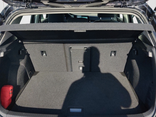 VW - Golf VIII 2.0+TDI+LIFE+DC+NAVI+ACC+LED+_10