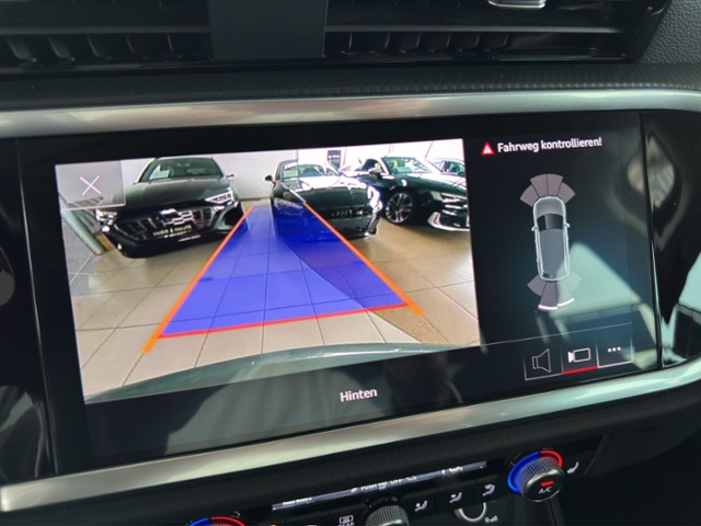 Audi - Q3 45+TFSI e+LED+MMI NAVI+KAMERA+_5