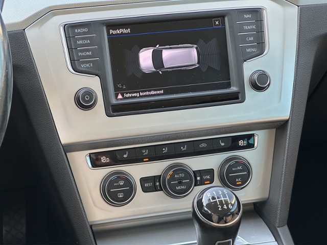 VW - Passat Variant 1.4+TSI+COMFORTLINE+ACC+NAVI+SHZ+_8