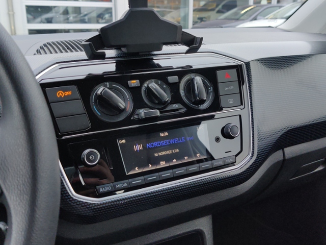 VW - up! 1.0+MAPS & MORE+KLIMA+BT+_7